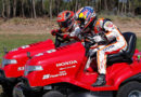 Marc Marquez και Dani Pedrosa μάχονται με μηχανές του γκαζόν
