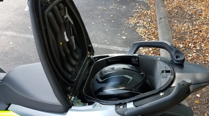 BMW C Evolution Scooter 2018 Seat