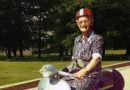 Γυναίκα 106 ετών οδηγεί Vespa μεταδίδοντας μηνύματα οδικής ασφάλειας