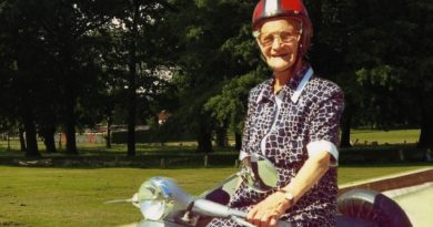 Luisa Zappitelli Vespa 106 years old lady riding